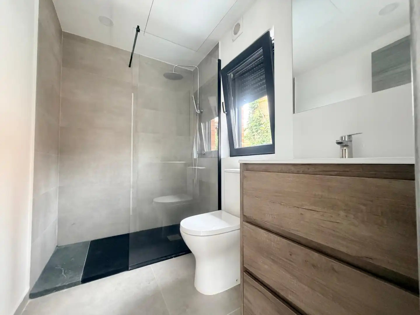 Baño de Casa o chalet en venta en Calafell con Aire acondicionado, Calefacción y Jardín privado