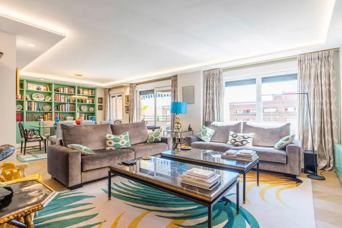 Living room of Flat for sale in  Madrid Capital  with Air Conditioner, Heating and Terrace