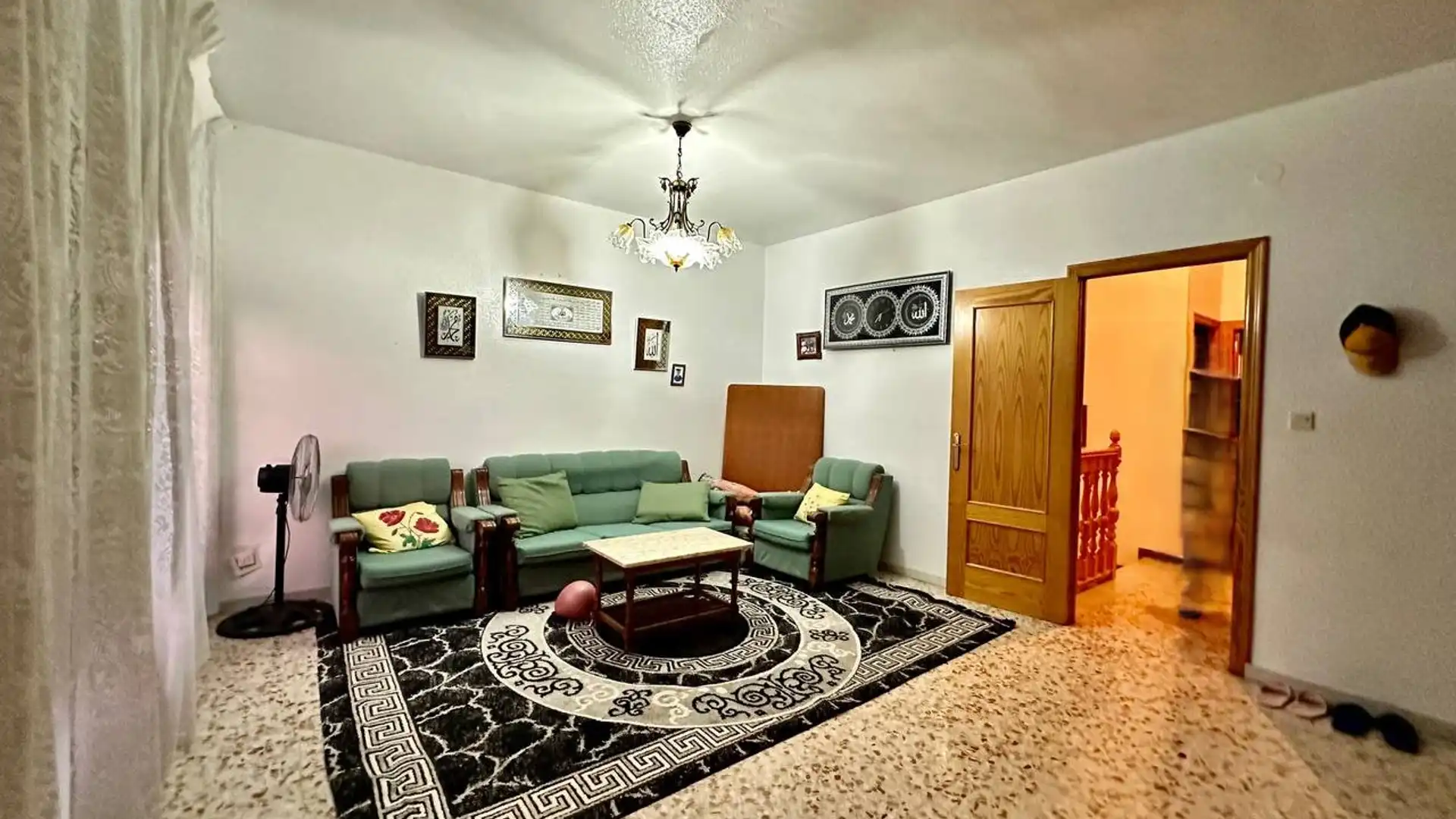 Sala de estar de Casa adosada en venta en El Ejido con Aire acondicionado, Calefacción y Jardín privado