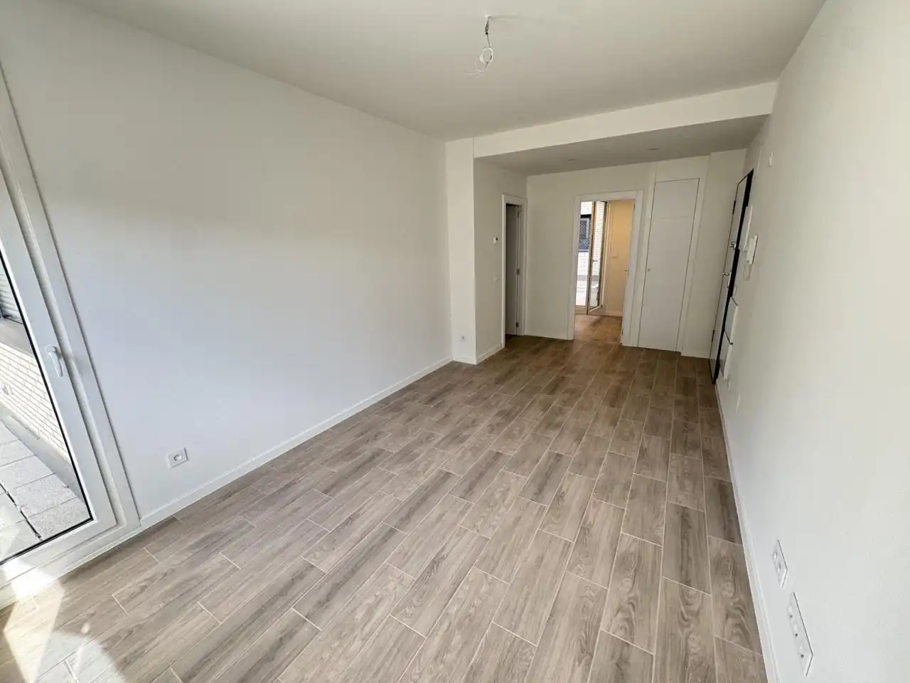 Ground floor with pool to rent in Avenida de Aguas Vivas, imagen 13