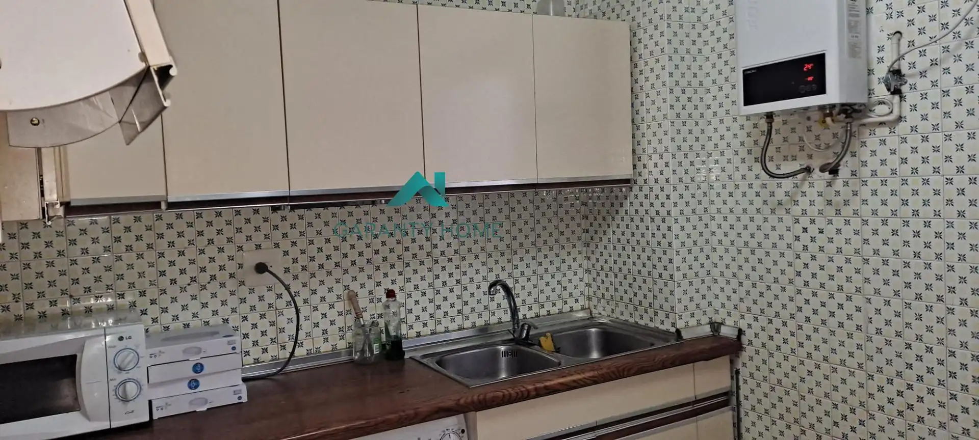 Flat with balcony to rent in San Bernardo - Carmelitas - Campus, imagen 24
