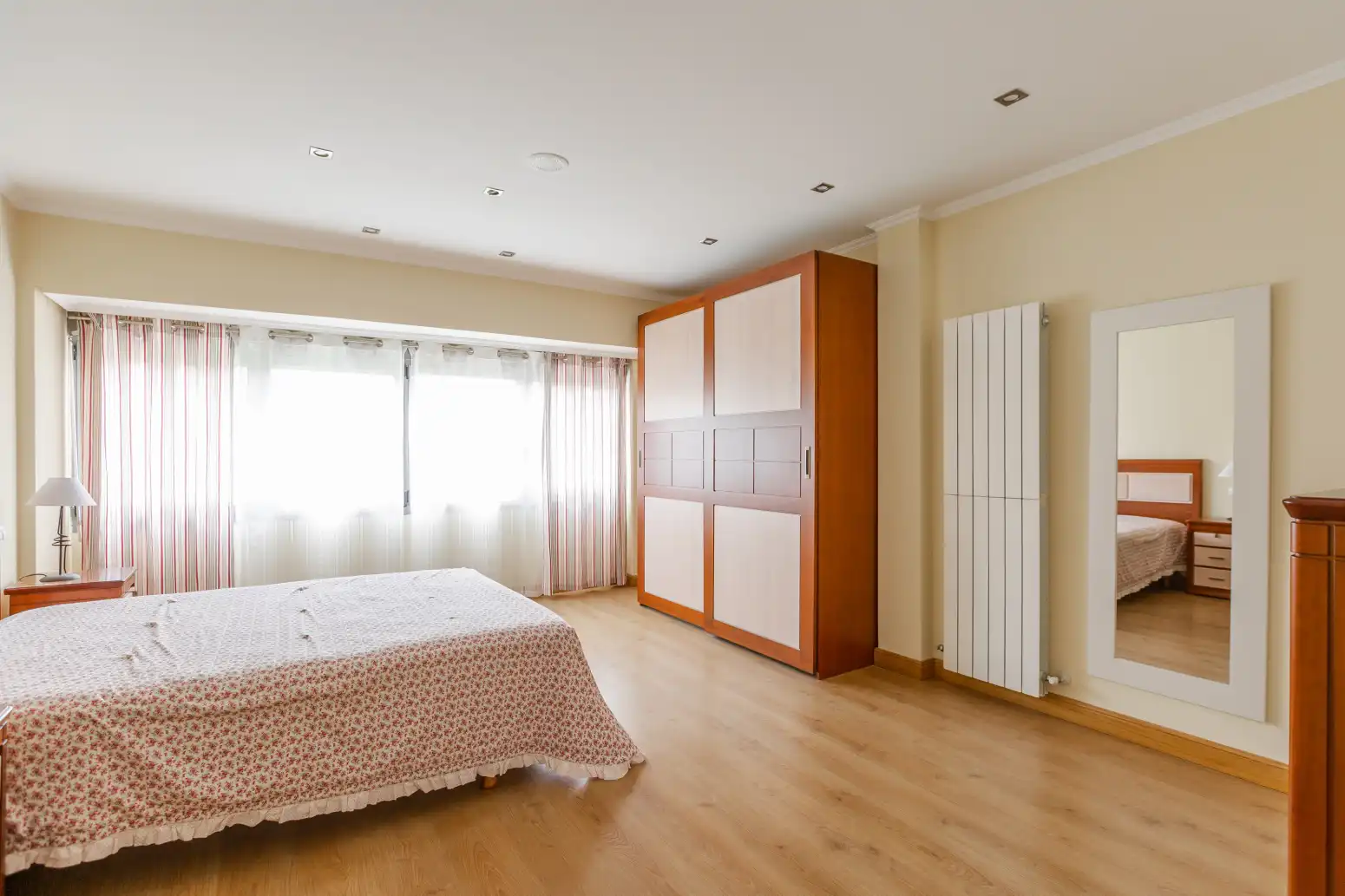 Habitación de Casa o chalet de alquiler en Aranguren con Jardín privado y Amueblado