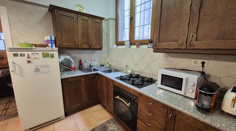 CASA CON DOS PISOS