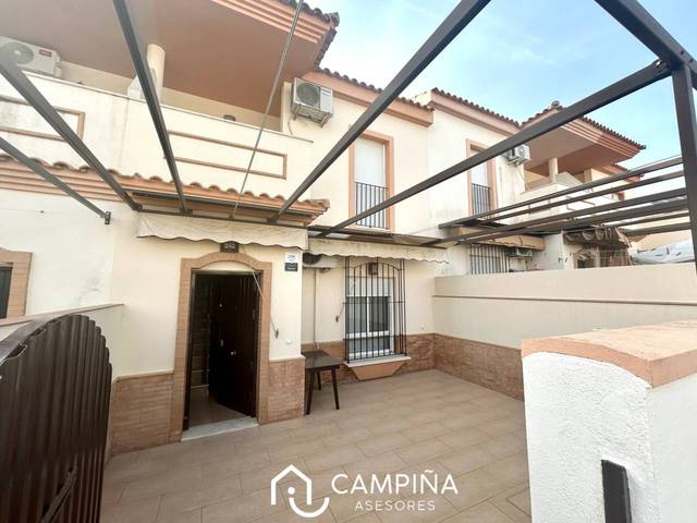 Casa adosada en Venta en Trigueros