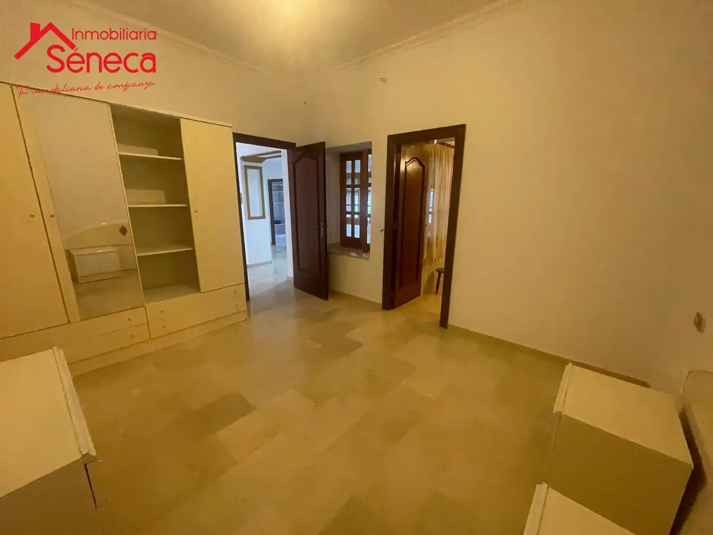 Detached homes for sale in El Carpio  with Air Conditioner, Heating and Furnished