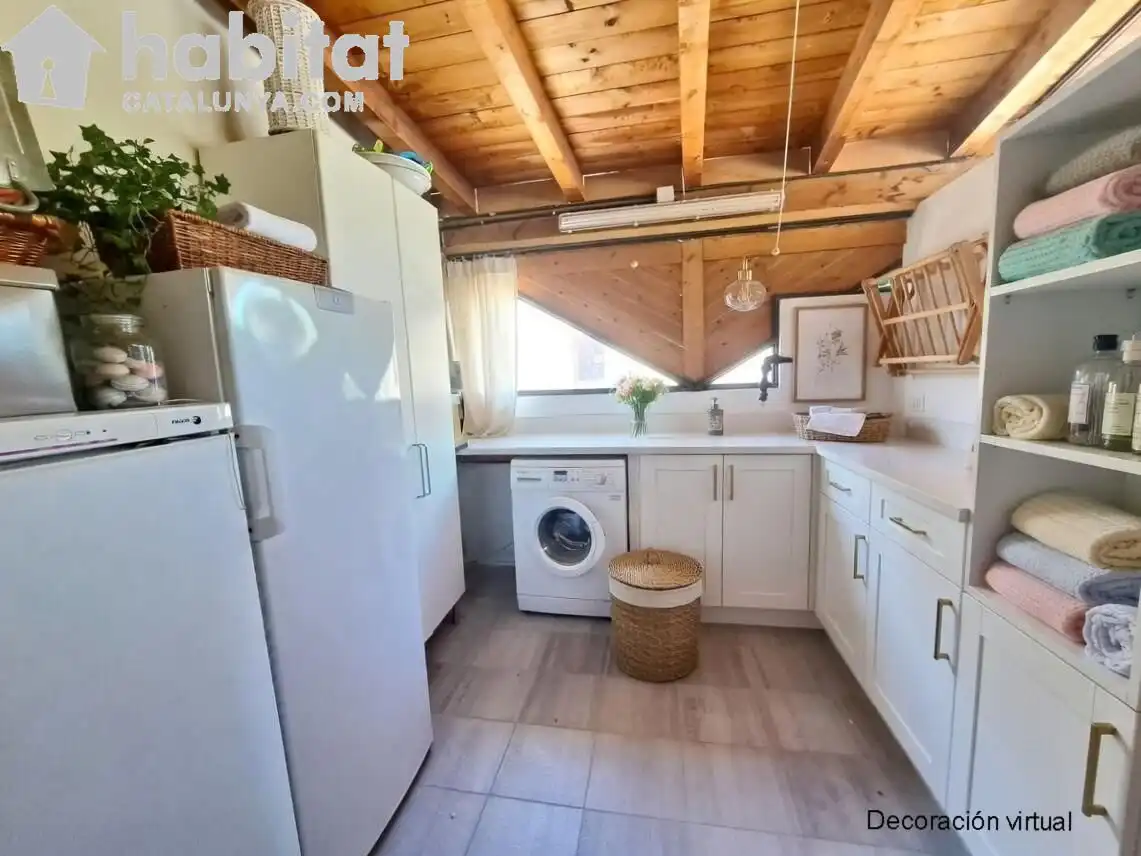 Cocina de Casa o chalet en venta en Sant Esteve Sesrovires con Aire acondicionado, Calefacción y Jardín privado