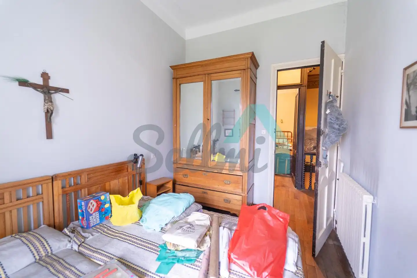 Dormitori de Casa o xalet en venda en Piloña amb Jardí privat, Parquet i Terrassa