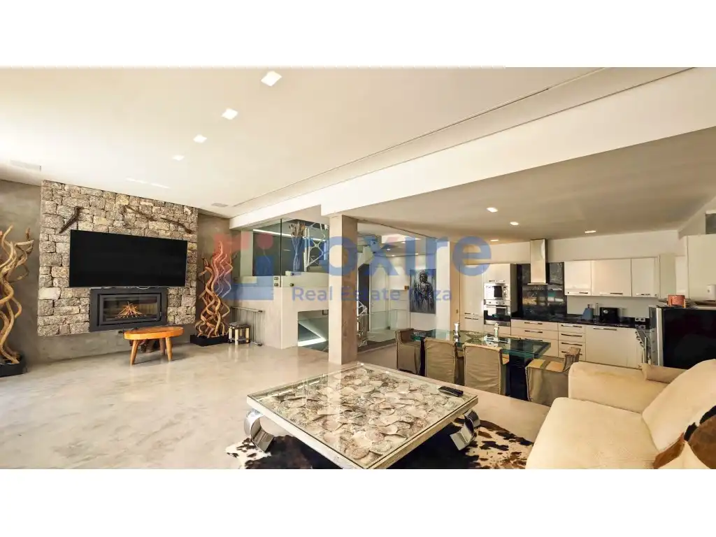 Sala d'estar de Casa o xalet en venda en Santa Eulària des Riu amb Aire condicionat, Jardí privat i Terrassa