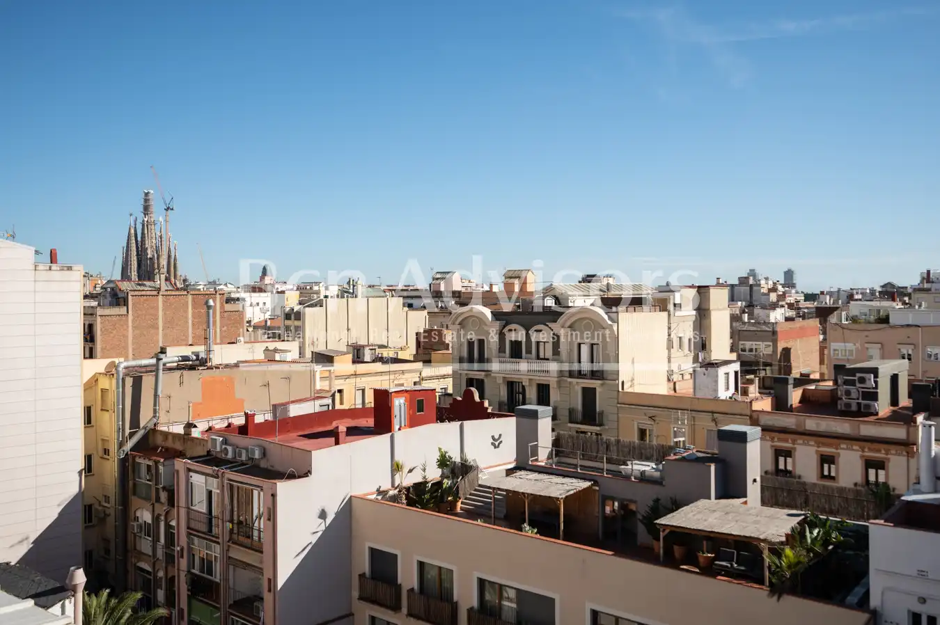 Vista exterior de Piso en venta en Barcelona con Aire acondicionado, Calefacción y Parquet