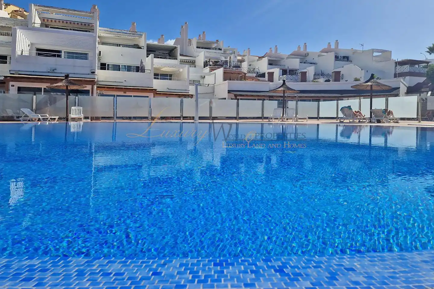 Piscina de Dúplex en venta en Adeje con Terraza y Piscina comunitaria