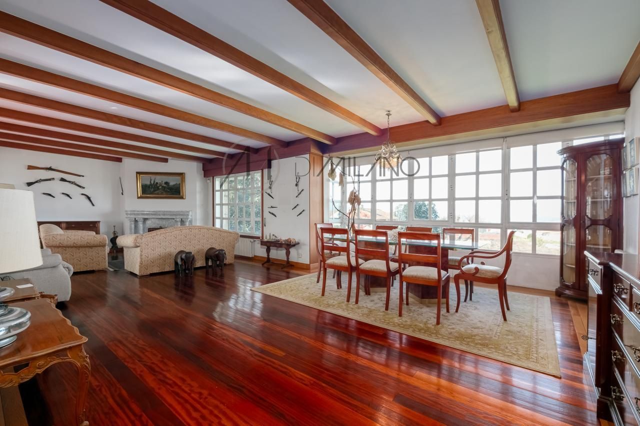 Dining room of House or chalet for sale in Vigo   with Heating, Private garden and Parquet flooring