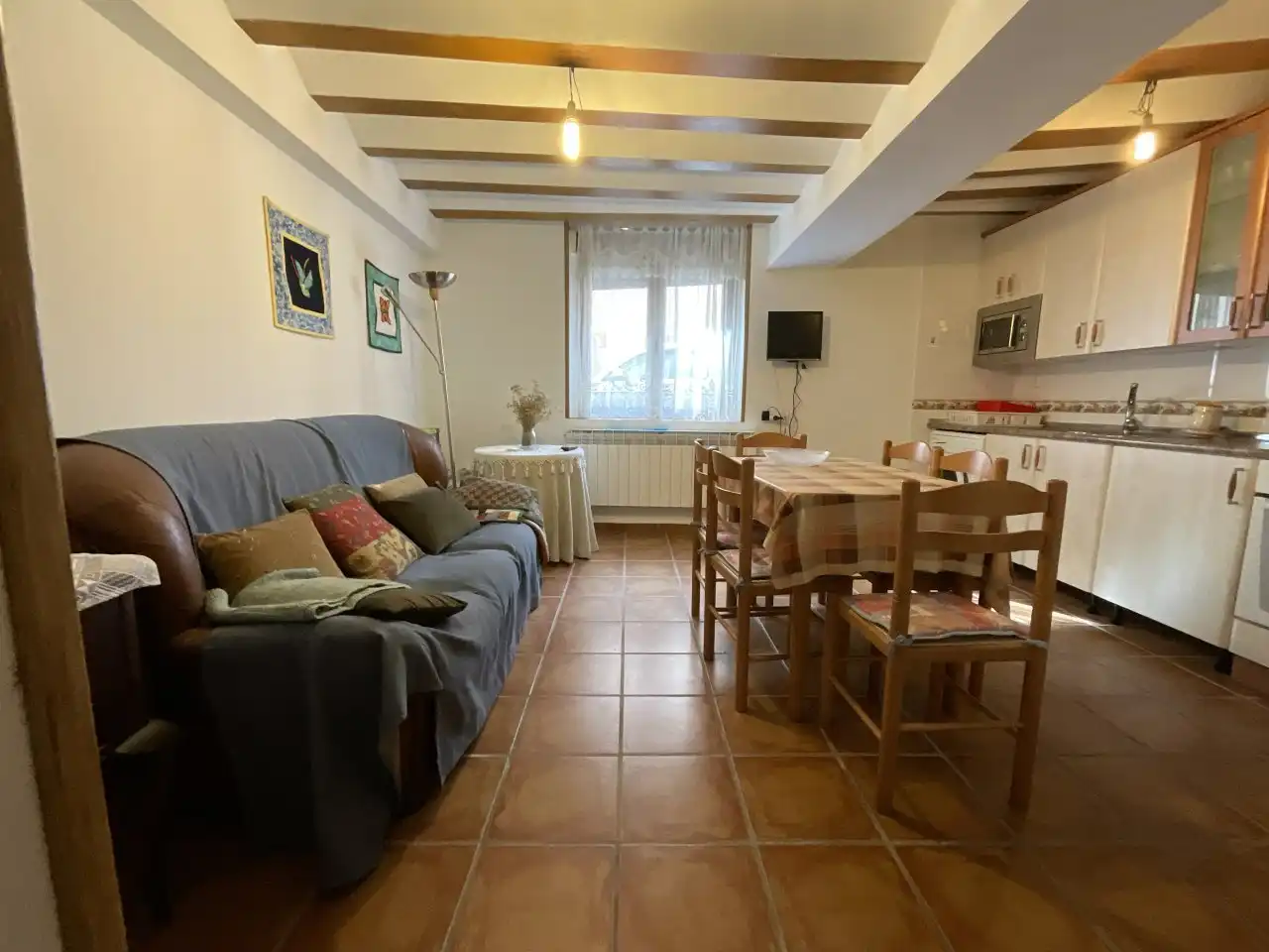 Living room of Houses for sale in Fresno de Río Tirón  with Heating and Furnished