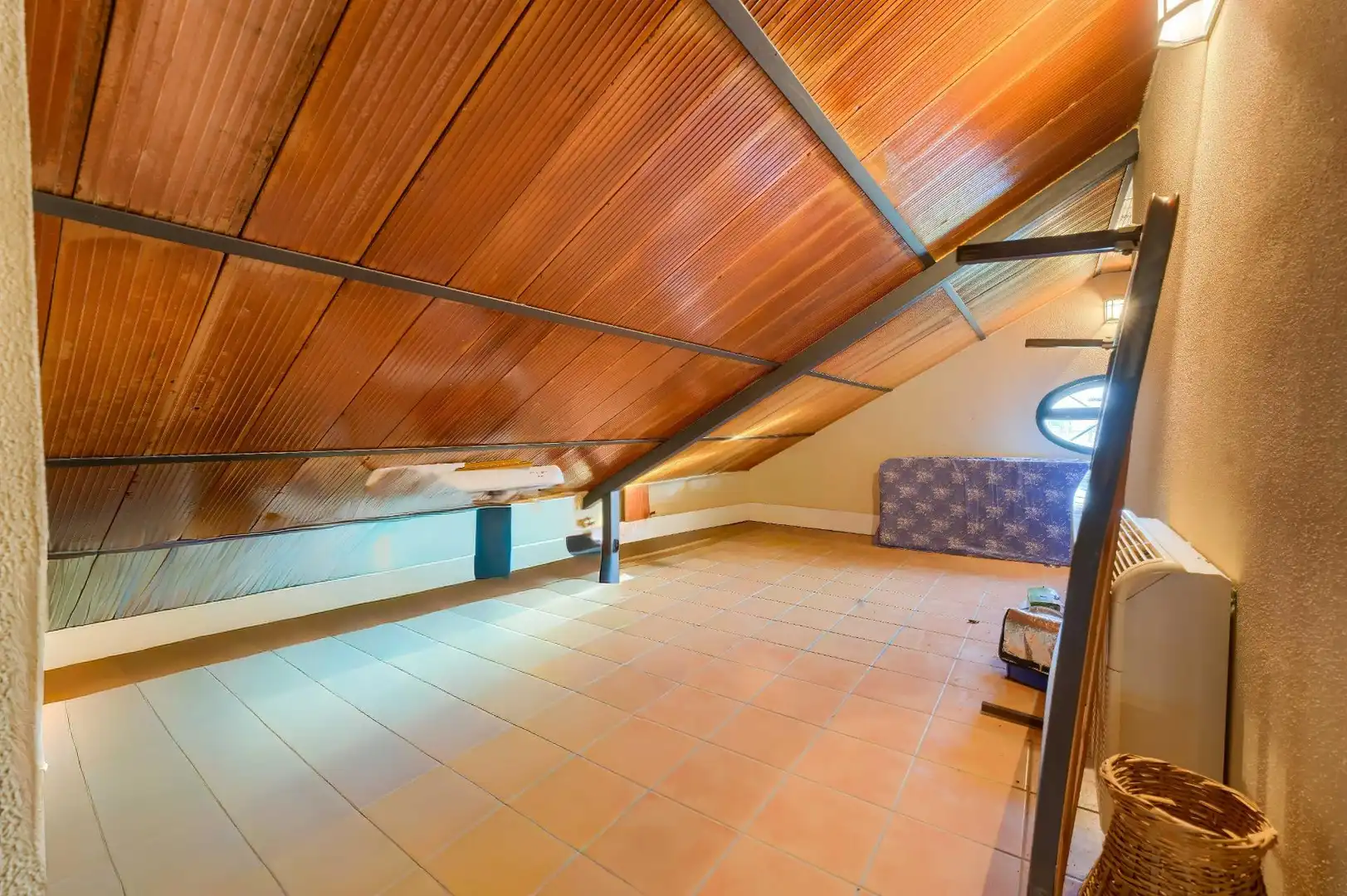 Houses for sale in Espartinas  with Air Conditioner, Private garden and Terrace