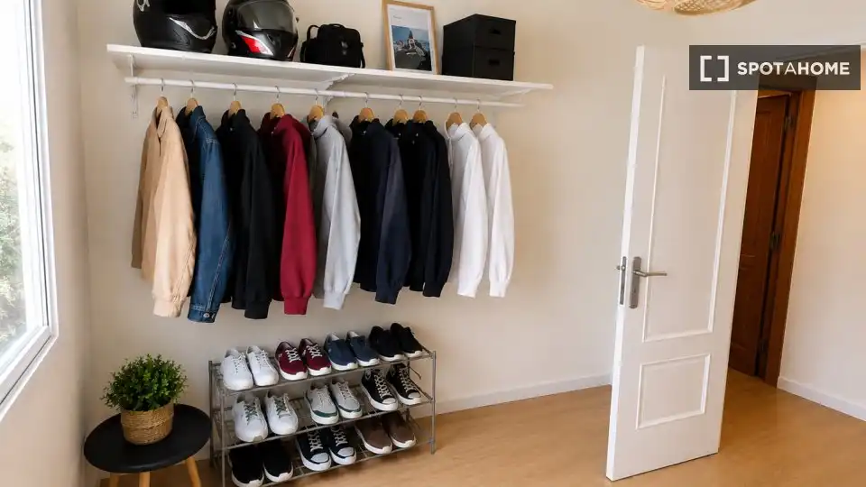 Flat for rent in Godella  with Air Conditioner, Heating and Furnished
