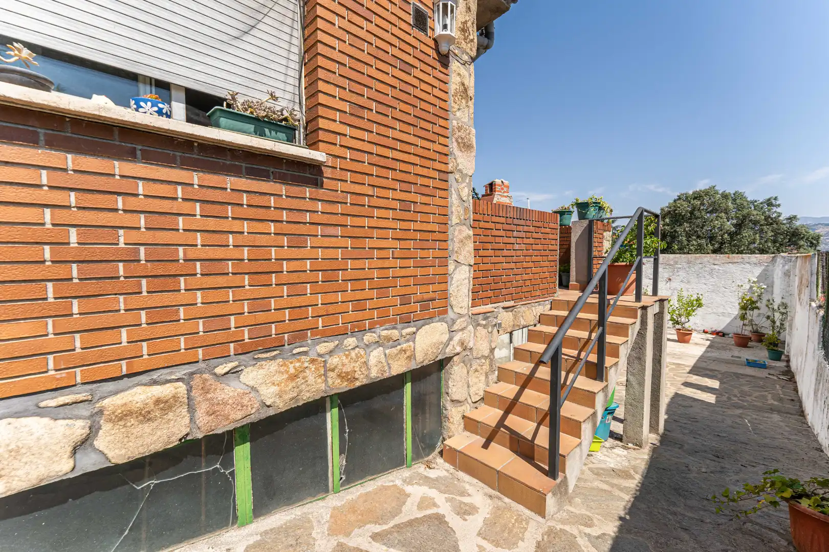 Vista exterior de Casa o xalet en venda en Collado Villalba amb Calefacció, Jardí privat i Terrassa