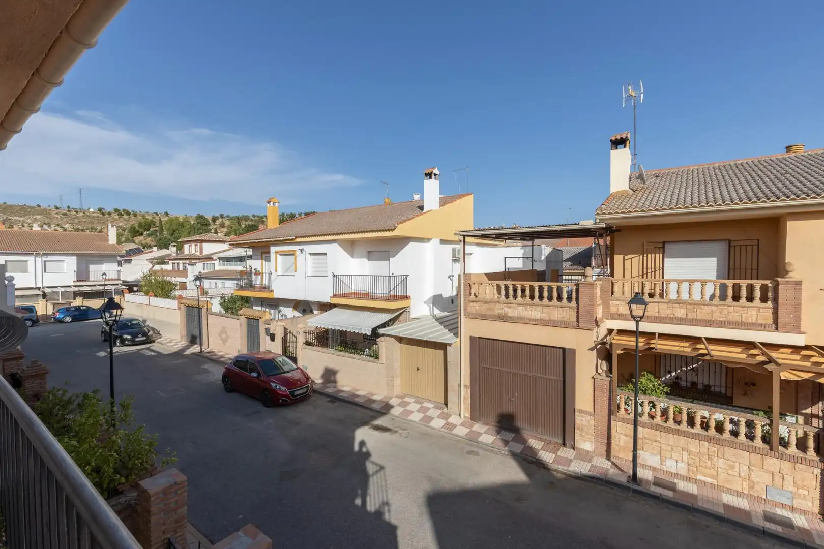 Vista exterior de Casa adosada en venda en La Malahá amb Terrassa