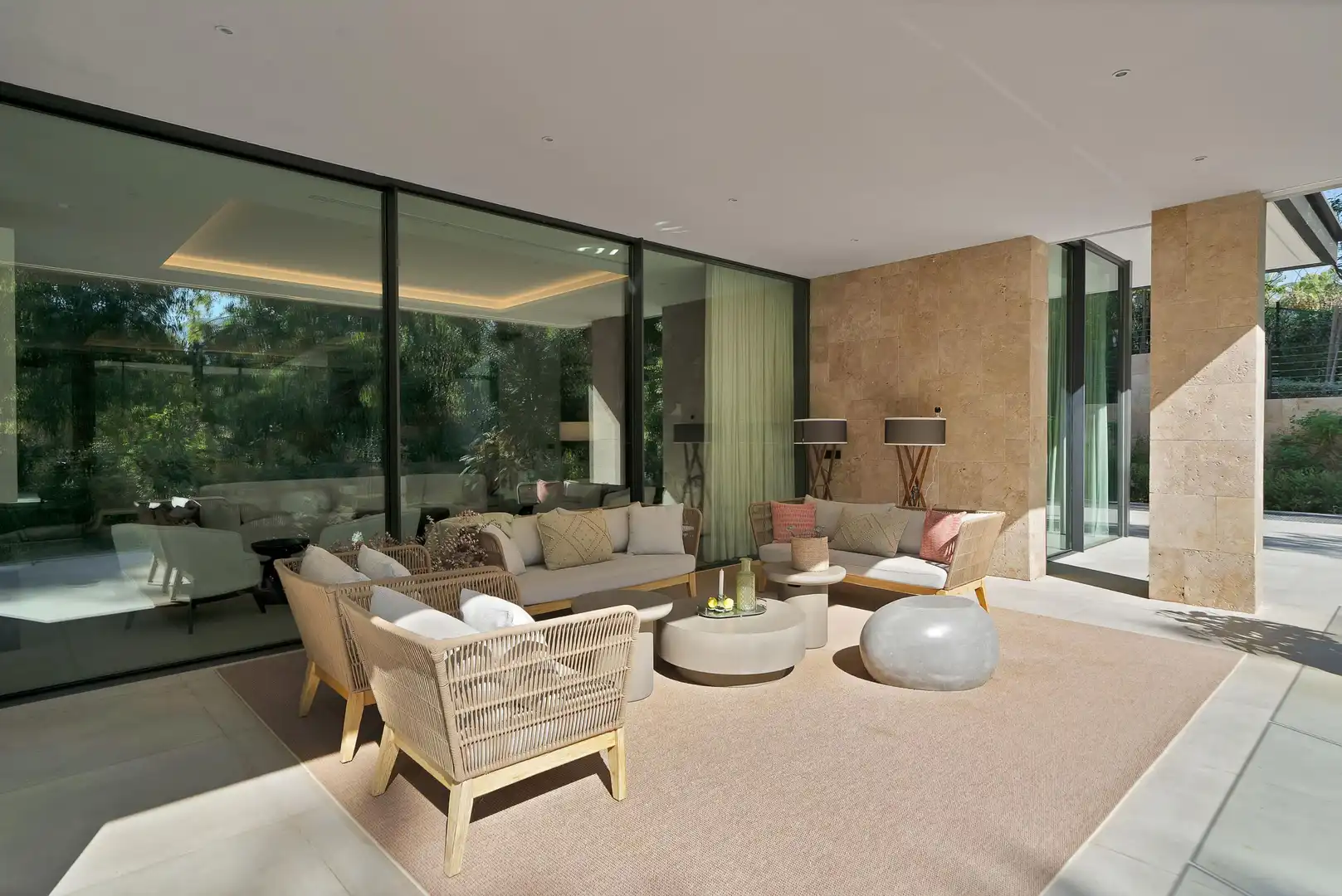 Living room of Houses for rent in Marbella  with Air Conditioner, Heating and Private garden