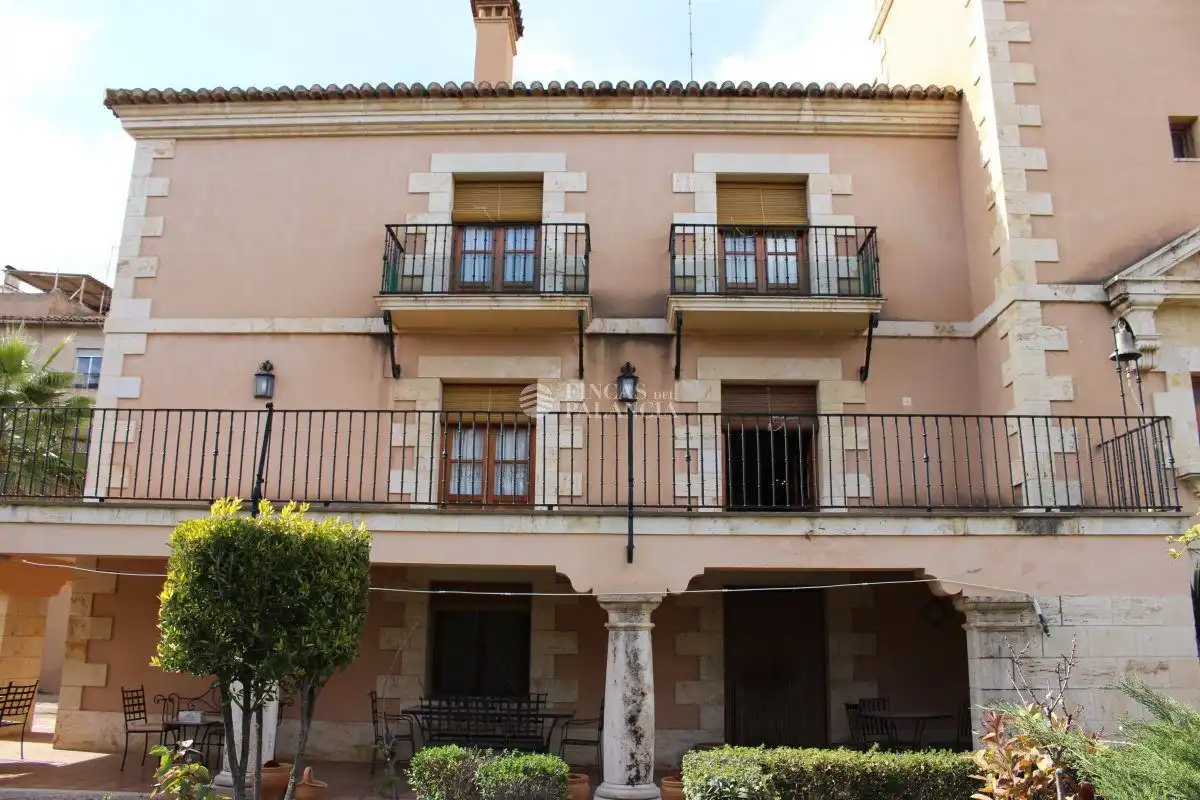 Vista exterior de Casa o xalet en venda en Segorbe amb Calefacció, Jardí privat i Terrassa