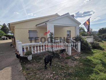 House for sale in Aliaga