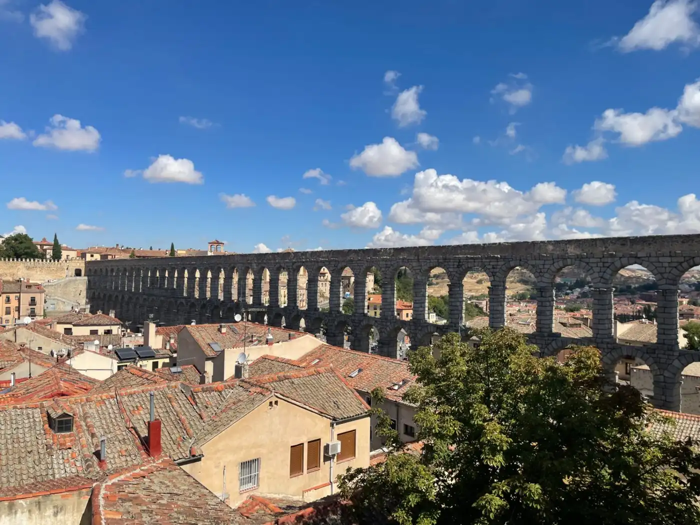 Vista exterior de Àtic en venda en Segovia amb Aire condicionat, Calefacció i Terrassa