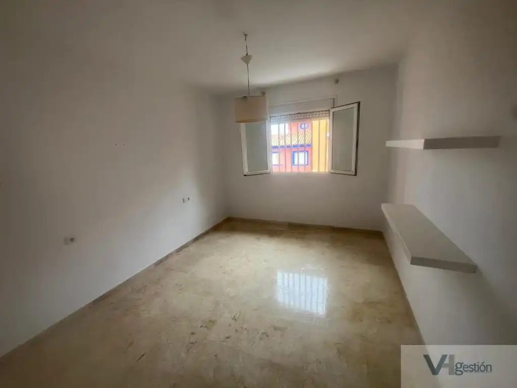 House with pool for sale in Castilleja de Guzmán, imagen 2
