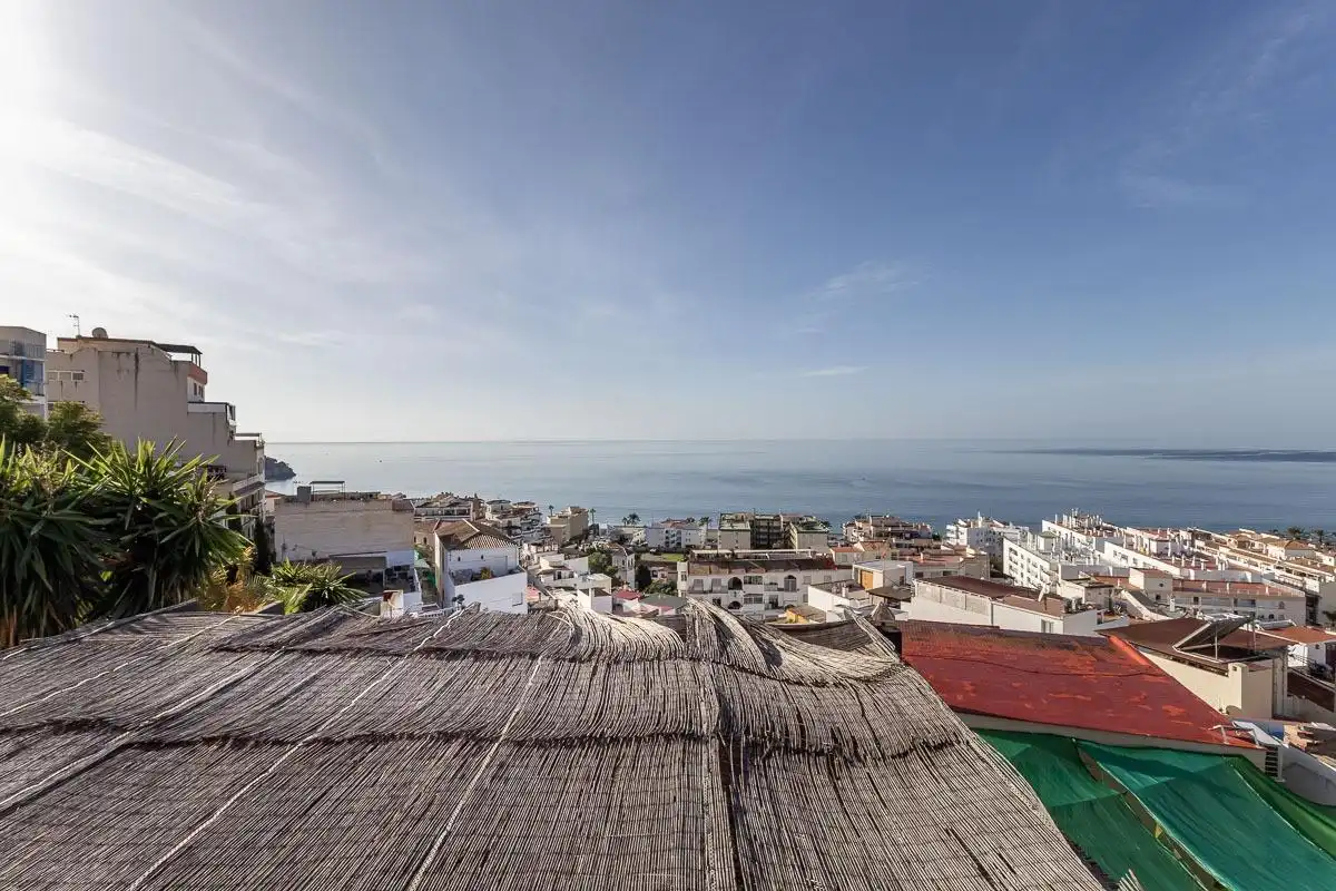 Vista exterior de Casa o chalet en venta en Almuñécar con Aire acondicionado, Calefacción y Jardín privado