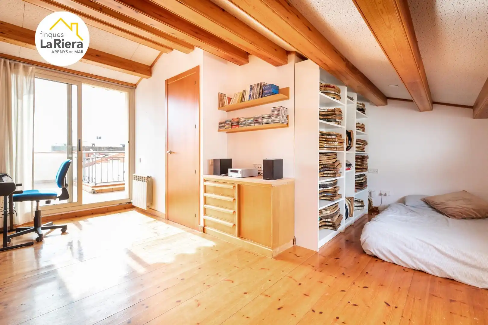 Schlafzimmer von Haus oder Chalet zum Verkauf in Arenys de Munt mit Heizung, Terrasse und Abstellraum