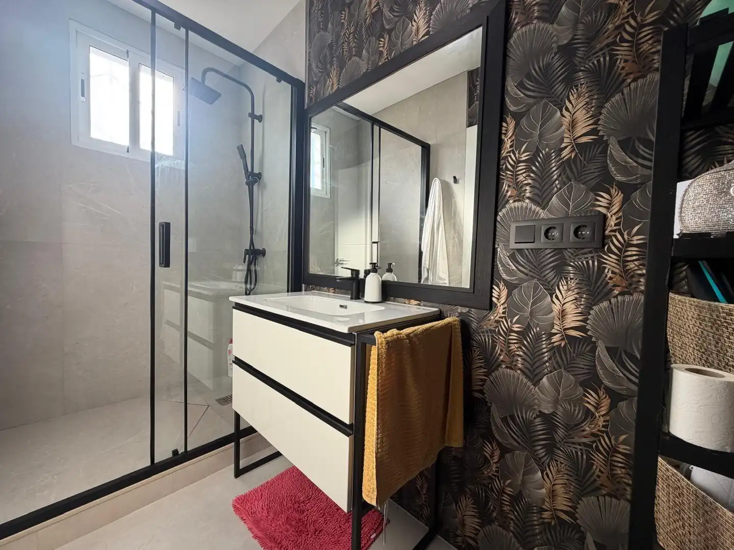 Baño de Casa o chalet en venta en Elche / Elx con Aire acondicionado, Terraza y Piscina