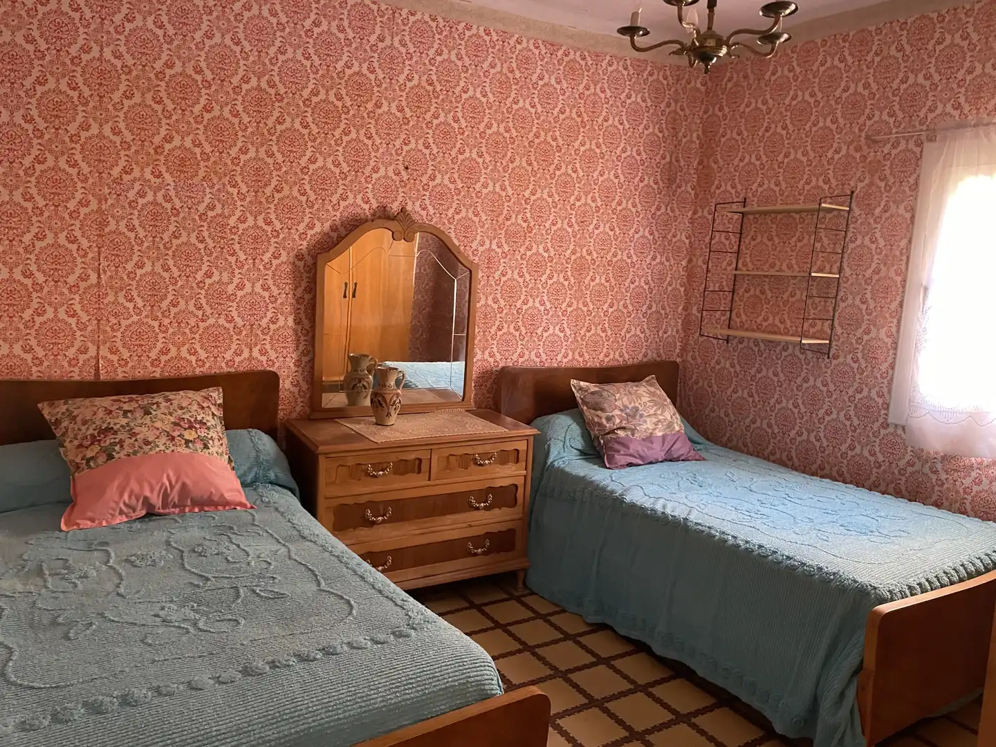 Casa adosada en venta en San Adrián