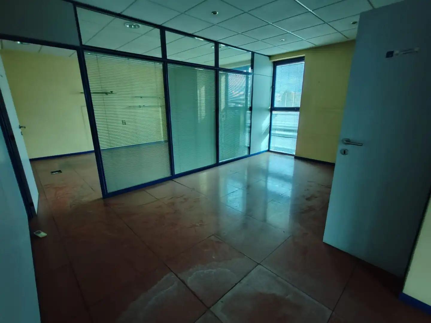 Edificio en venta en PRIMAVERA / AV. DE LAS ESTACIONES, Polígono de las Monjas