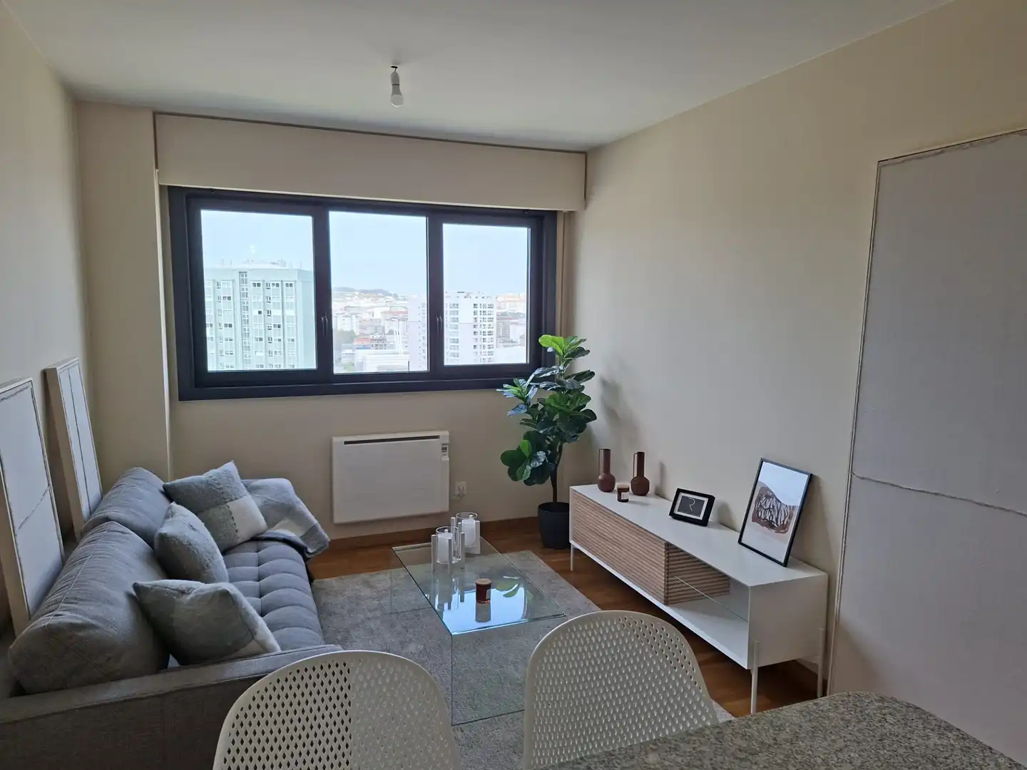 Living room of Flat for sale in A Coruña Capital   with Heating, Parquet flooring and Oven