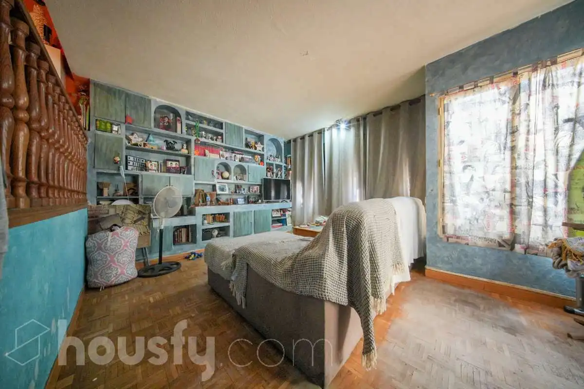 Dúplex con ascensor en venta en Calle de la Pluma ., imagen 3