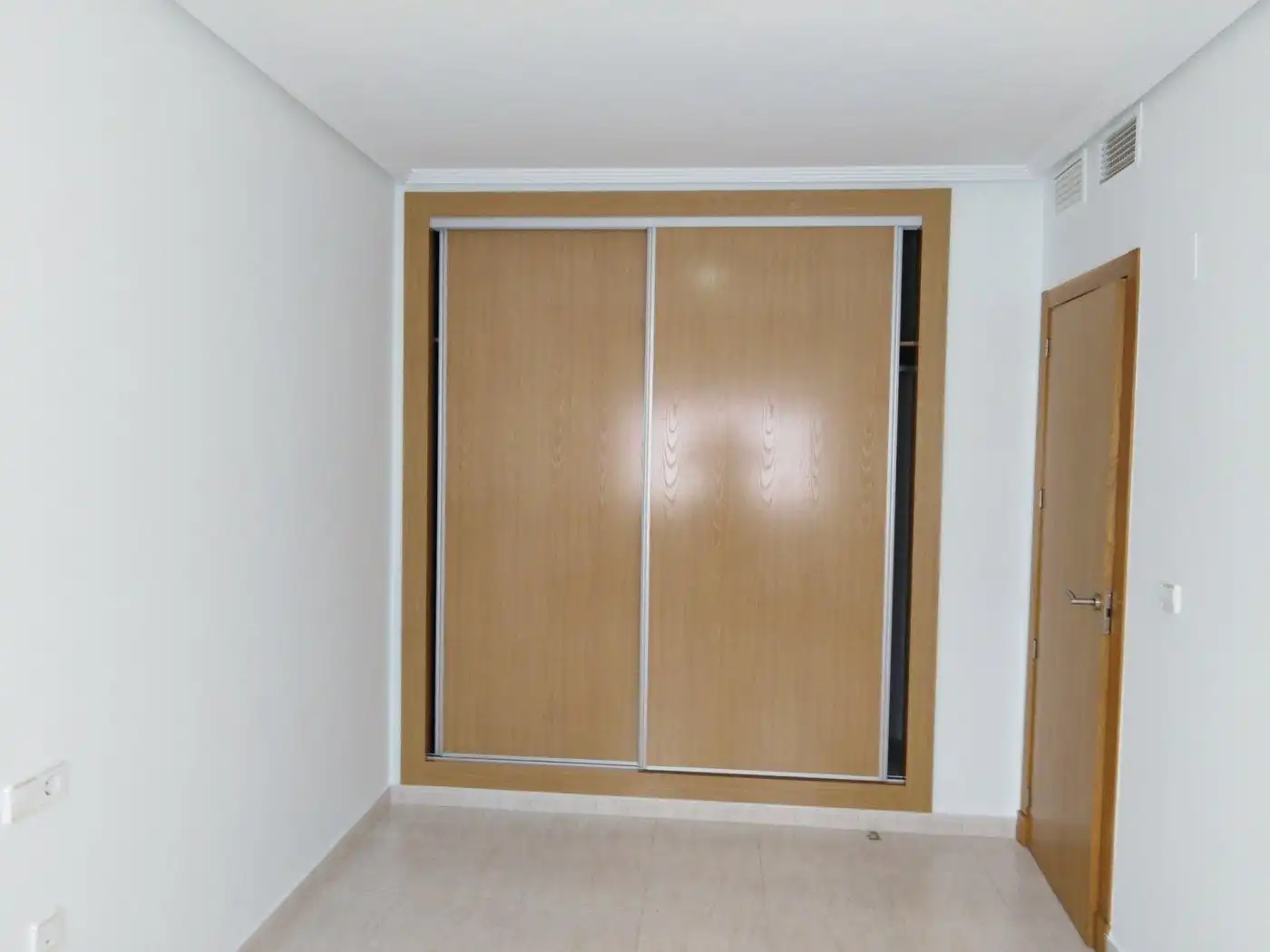 Bedroom of Flat for sale in Murcia  with Air Conditioner, Heating and Storage room