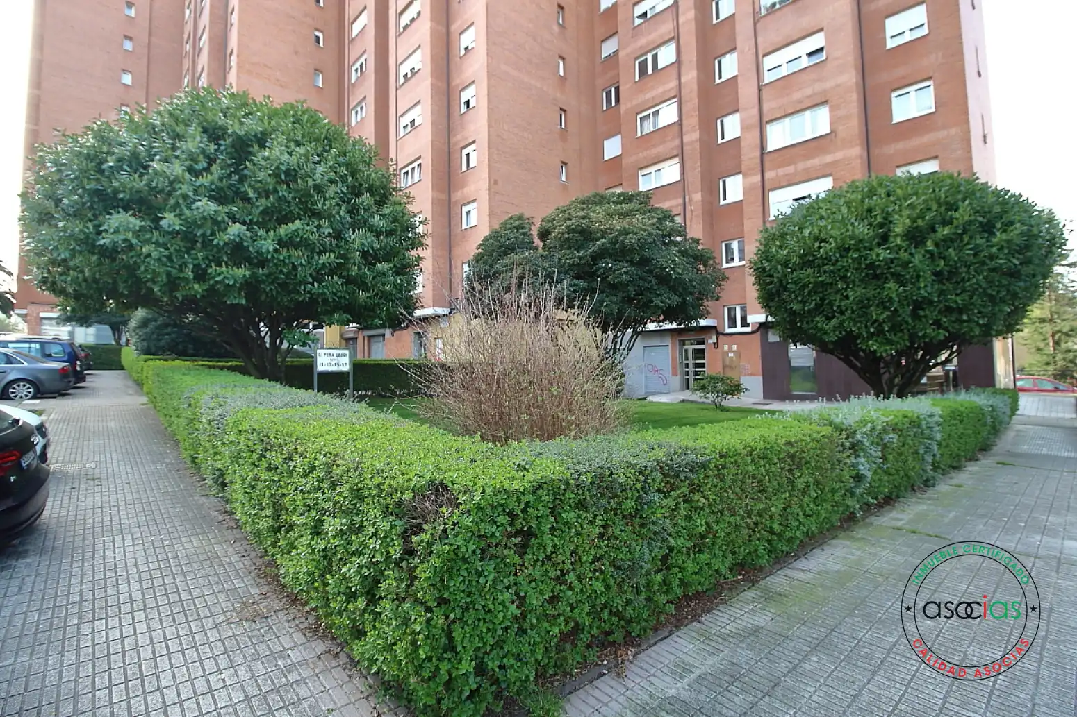 Vista exterior de Pis en venda en Gijón  amb Calefacció i Parquet
