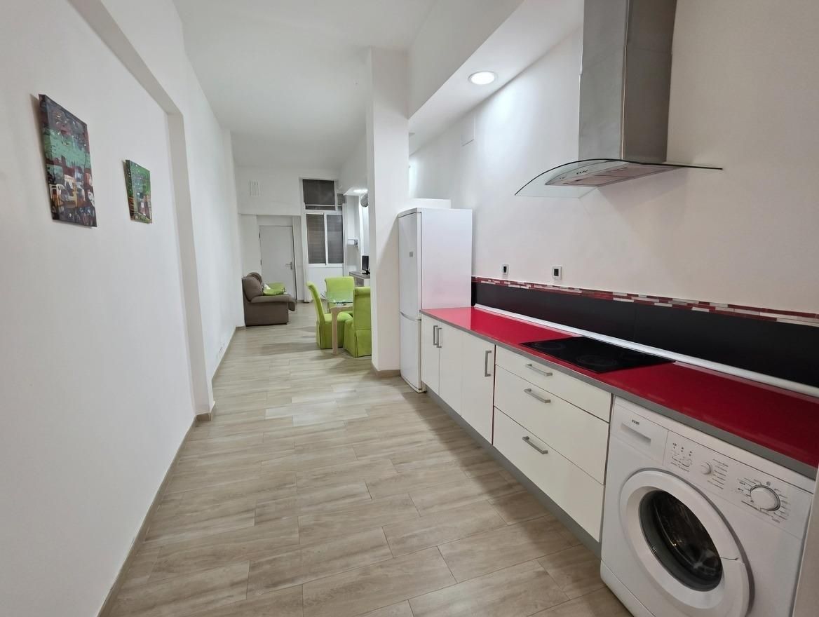 Cocina de Apartamento en venta en  Sevilla Capital con Aire acondicionado