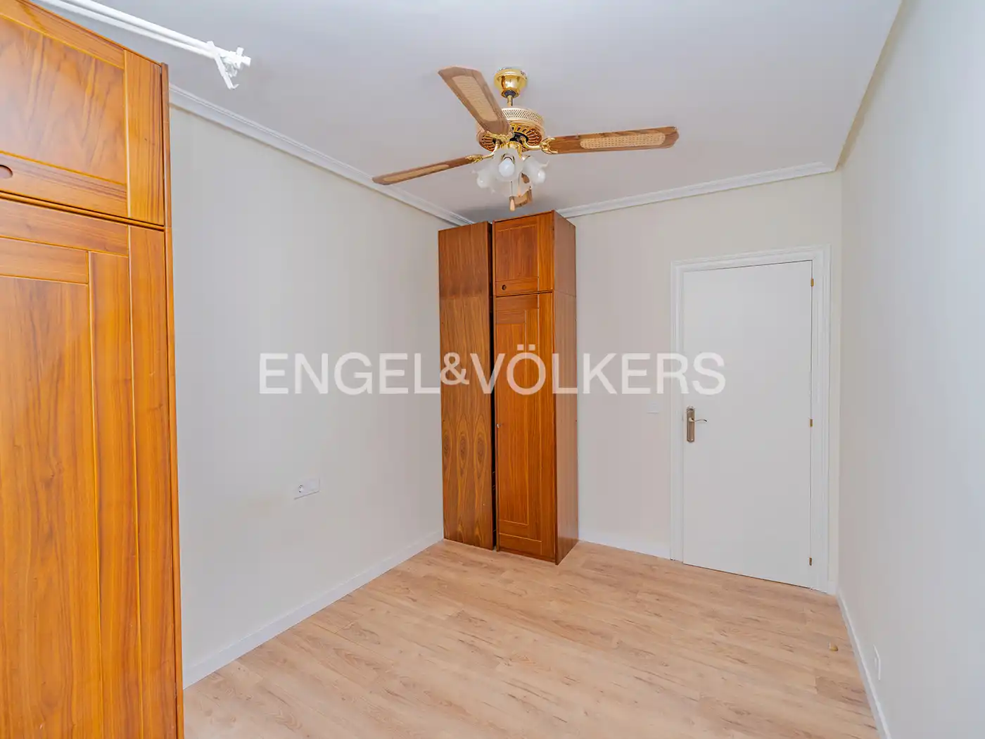 Habitación de Piso en venta en Alicante / Alacant con Aire acondicionado y Calefacción
