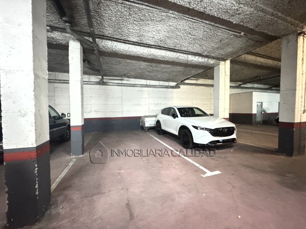 Aparcament de Garatge en venda en Burgos Capital