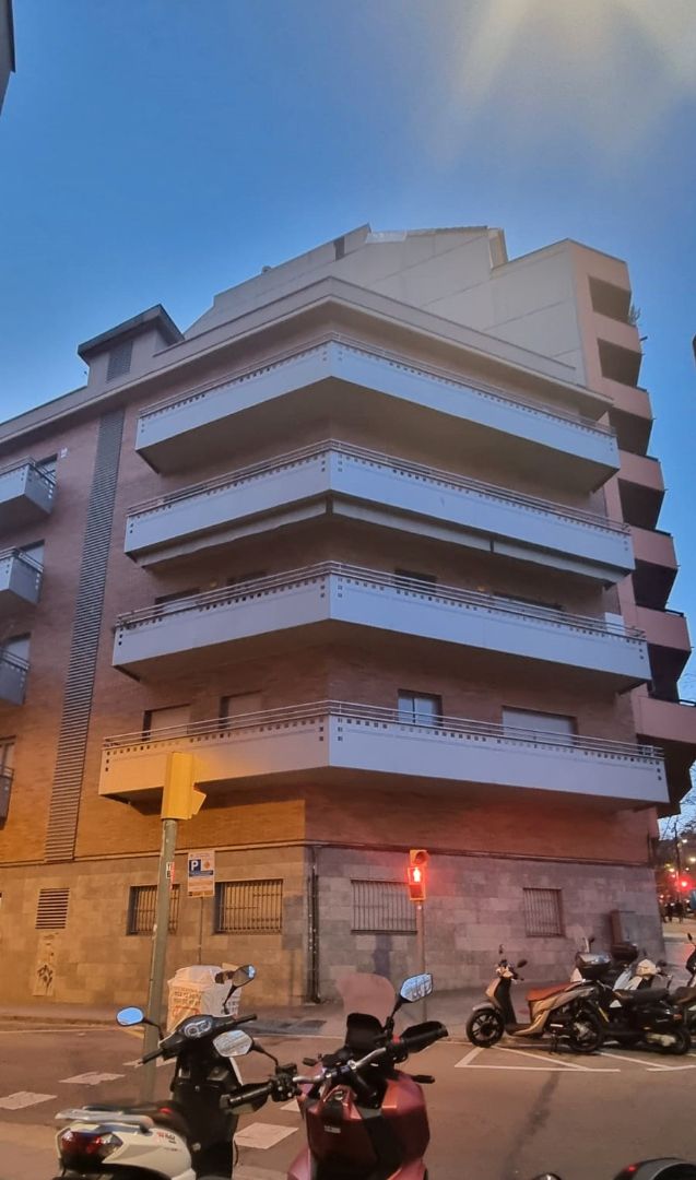 Planta baixa en venda a Carrer de Padilla, 377, El Baix Guinardó