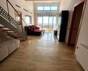 Living room of Duplex to rent in Oropesa del Mar / Orpesa  with Air Conditioner, Terrace and Furnished