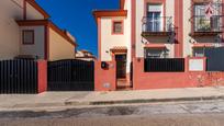 Exterior view of Single-family semi-detached for sale in Burguillos  with Air Conditioner, Heating and Private garden