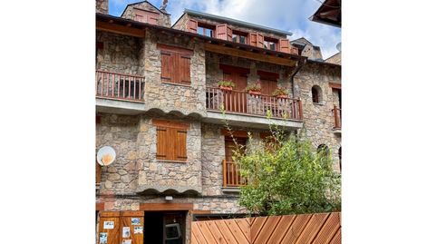 ÁTICO CON ENCANTO Y VISTAS DE 2 HABITACIONES EN SETCASAS