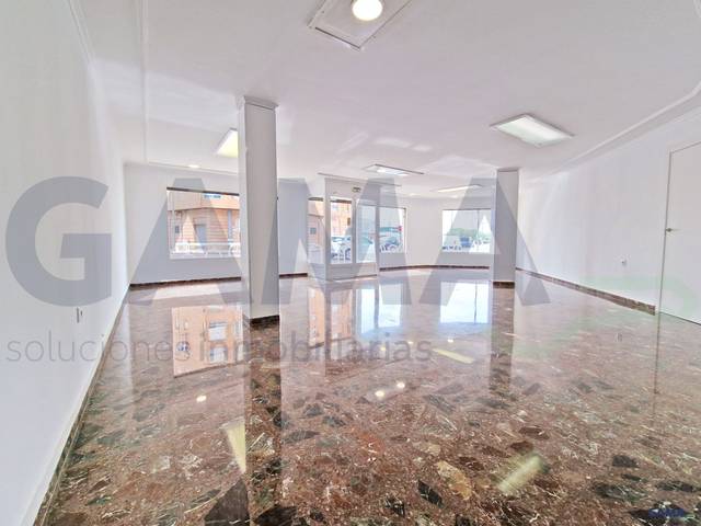 Local comercial en Alquiler en Alquenència - Venècia