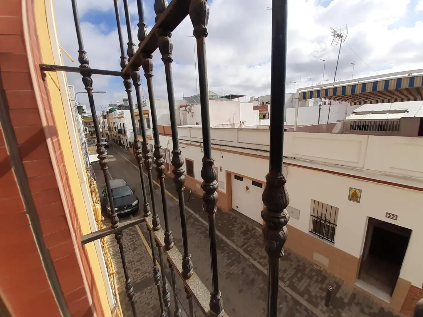 Exterior view of Houses for sale in Sevilla  with Air Conditioner