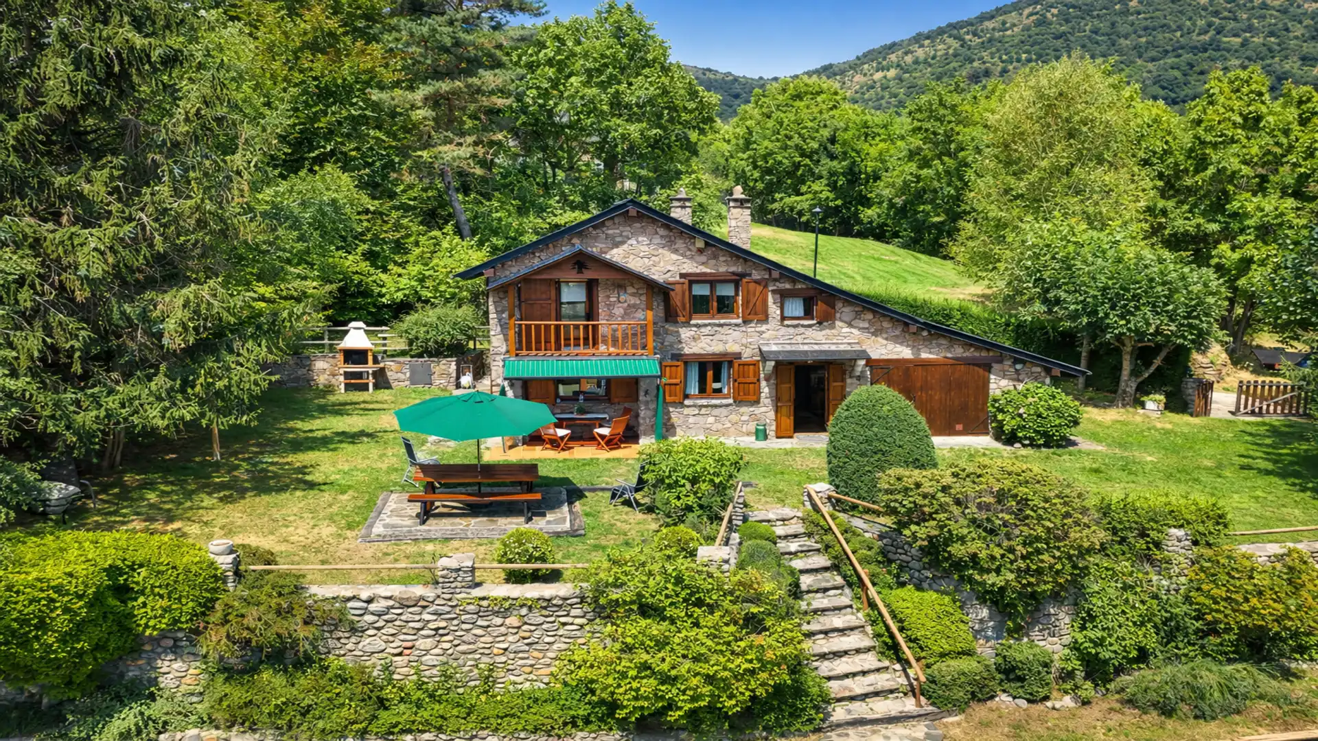 Jardín de Casa o chalet en venta en Toses con Calefacción, Jardín privado y Parquet