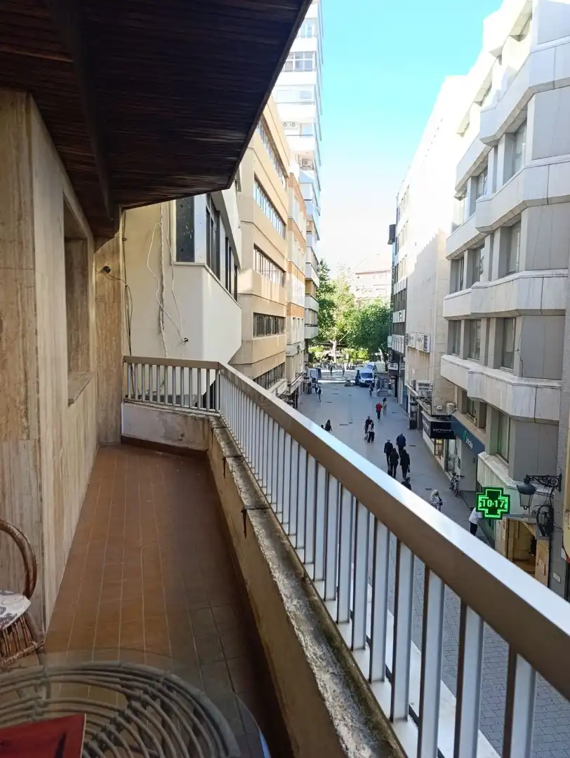 Pis amb ascensor en venda a Calle General Aguilera, imagen 64