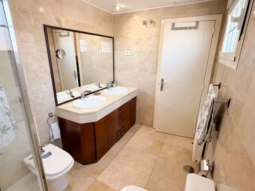 Villa avec terrasse à vendre à Fuencarral - El Pardo, imagen 17