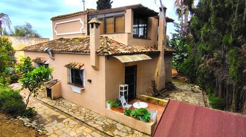 Exclusivo Chalet Independiente con Piscina Privada y Parcela de 1.050 m