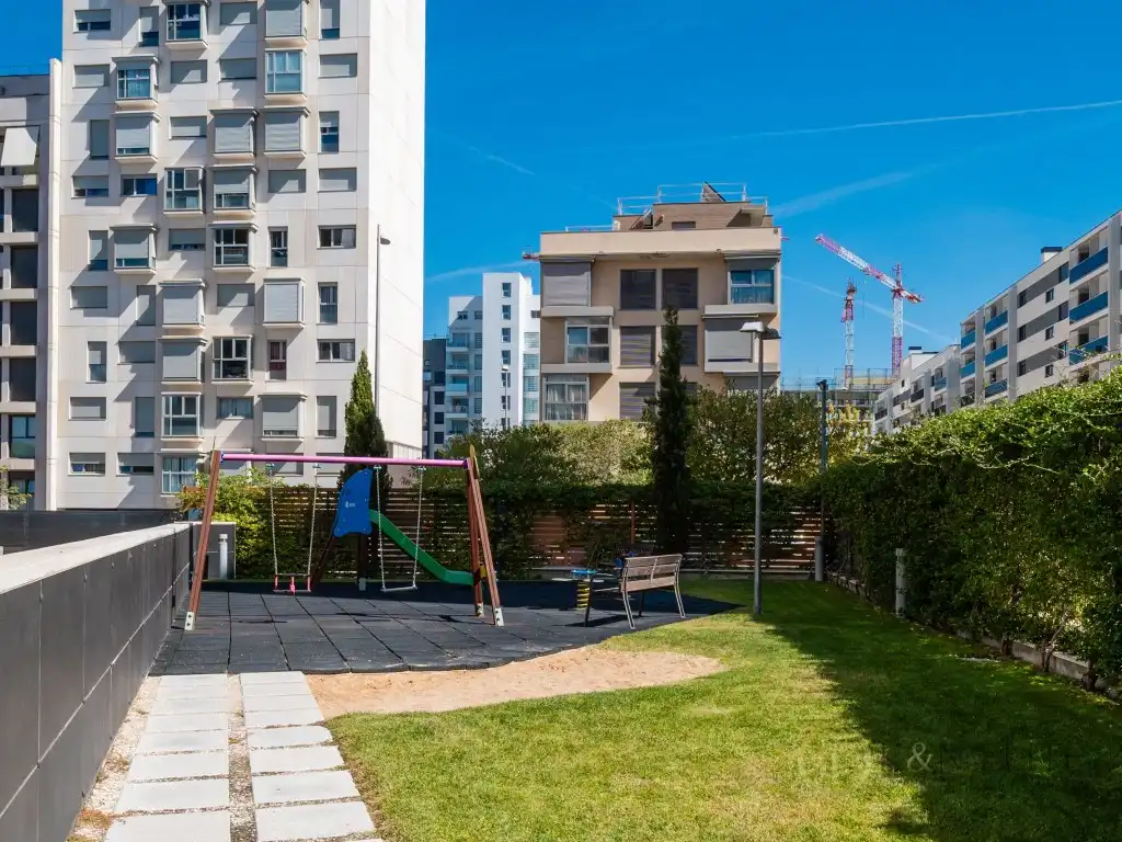 Flat with pool to rent in Calle Cesar Cort Boti, imagen 36