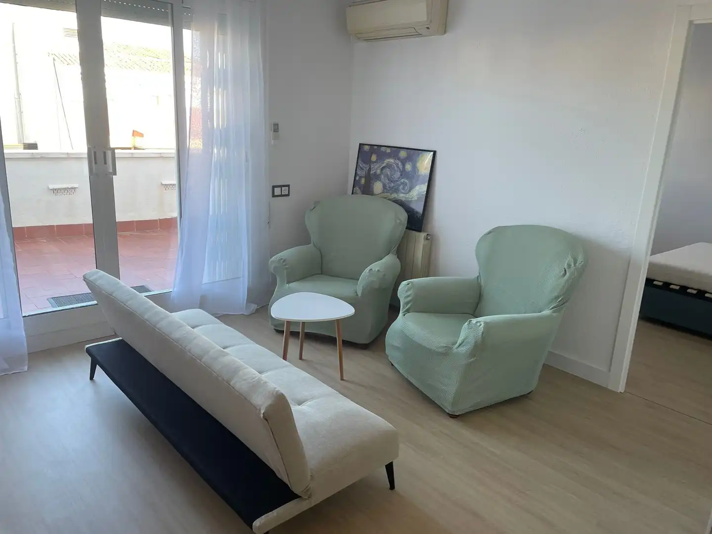 Sala de estar de Ático de alquiler en Tarragona con Aire acondicionado, Calefacción y Parquet