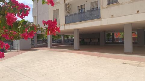 Photo 2 of Flat for sale in Calle Pdta Eduardo Chinarro Dia, Colores -  Entreparques, Sevilla